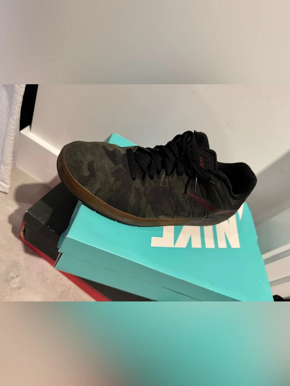 Nike Paul Rodriguez CTD Men's Black and Olive Low-Top Sneaker